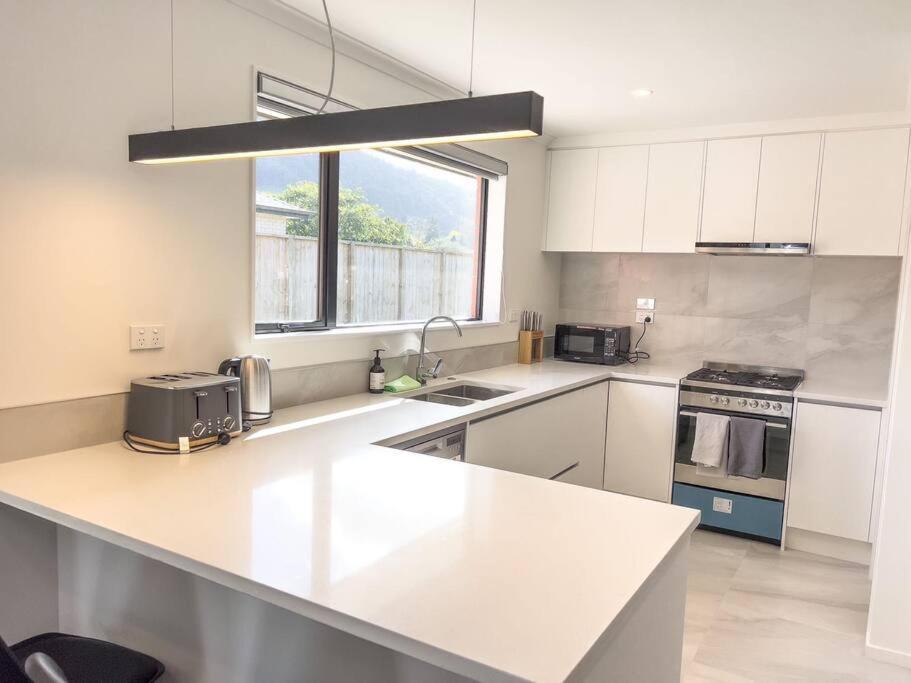 Peaceful 5 Bedrooms Retreat โรโตรัว ภายนอก รูปภาพ